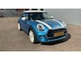 MINI Cooper Mini 1.5 Chili Serious Business | Achteruitrijcamera | Afwijkende dakkleur | Bluetooth telefoonvoorbereiding