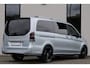 Mercedes-Benz EQV 300 L2 / AMG / Luchtvering / 7-Persoons / Black Edition / Vol Opties / NIEUWSTAAT