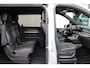 Mercedes-Benz EQV 300 L2 / AMG / Luchtvering / 7-Persoons / Black Edition / Vol Opties / NIEUWSTAAT