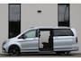 Mercedes-Benz EQV 300 L2 / AMG / Luchtvering / 7-Persoons / Black Edition / Vol Opties / NIEUWSTAAT