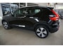 Volvo XC40 2.0 B3 Black Edition Cruise Adaptief - Stoel- Stuur verwarming