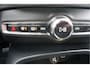 Volvo XC40 2.0 B3 Black Edition Cruise Adaptief - Stoel- Stuur verwarming