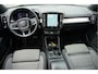 Volvo XC40 2.0 B3 Black Edition Cruise Adaptief - Stoel- Stuur verwarming