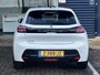 Peugeot 208 1.2 PureTech Allure Pack | Stoelverwarming | Keyless Entry/Start | Parkeercamera/-sensoren | DAB | Apple CarPlay/Android Auto | Climate Control | Cruise Control | Dealer Onderhouden |