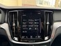 Volvo V60 2.0 T8 Twin Engine AWD Inscription ACC Dodehoek Trekhaak