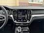 Volvo V60 2.0 T8 Twin Engine AWD Inscription ACC Dodehoek Trekhaak