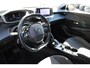 Peugeot 208 1.2 PureTech Allure Pack | Automaat | Navigatie | Camera | Apple carplay | Trekhaak | 3D Instrumentenpaneel |