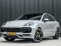 Porsche Cayenne Coupé 3.0 E-Hybrid Platinum Edition | Sport design pack | GT uitlaat | Techart spoiler Sport chrono | Panorama dak | Bose sound | 360 camera | Ambiance interieur |