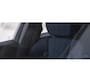 Volvo XC60 T6 Plug-in hybrid AWD Plus Dark | Forest Lake Metallic | Navy Herringbone bekleding | Rondomzicht camera | Driver Assist Pack | Climate Pack | 19" Lichtmetalen velgen | Harman Kardon audio