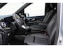 Mercedes-Benz EQV 300 L2 / AMG / Luchtvering / 7-Persoons / Black Edition / 360 Camera / Vol Opties / NIEUWSTAAT