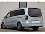 Mercedes-Benz EQV 300 L2 / AMG / Luchtvering / Dubbele Cabine / Black Edition / 360 Camera / Vol Opties / NIEUWSTAAT