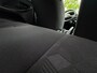 Toyota Yaris 1.5 VVT-i First Edition LED / CARPLAY / STOELVERW. / CAMERA / LANE ASSIST / CRUISE CONTROL / DEALER OND.