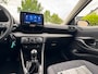 Toyota Yaris 1.5 VVT-i First Edition LED / CARPLAY / STOELVERW. / CAMERA / LANE ASSIST / CRUISE CONTROL / DEALER OND.