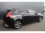 Volvo V40 2.0 D4 R-Design Business - LEDER- NAVIGATIE - PDC - TREKHAAK - 2e EIGENAAR