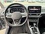 Volkswagen T-Roc 1.5 TSI Style | Automaat | LED | Keyless | Adapt. Cruise | Apple/Android | PDC v+a incl Camera | Afn. Trekhaak
