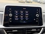 Volkswagen T-Roc 1.5 TSI Style | Automaat | LED | Keyless | Adapt. Cruise | Apple/Android | PDC v+a incl Camera | Afn. Trekhaak