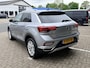 Volkswagen T-Roc 1.5 TSI Style | Automaat | LED | Keyless | Adapt. Cruise | Apple/Android | PDC v+a incl Camera | Afn. Trekhaak