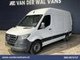 Mercedes-Benz Sprinter 314 CDI 143pk 3500kg Trekhaak L2H2 Euro6 Airco | Camera | Apple Carplay | Cruisecontrol | Android Auto, Stoelverwarming, 270 Graden Achterdeuren, Bijrijdersbank