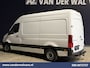 Mercedes-Benz Sprinter 314 CDI 143pk L2H2 Euro6 Airco | Camera | 3500kg Trekhaak | Apple Carplay | Cruisecontrol, Android Auto, Stoelverwarming, 270 Graden Achterdeuren, Bijrijdersbank