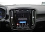 Volvo XC40 Single Motor Extended Range Ultimate 82 kWh | Pixel LED Koplampen | Adaptive Cruise & Pilot Assist | Premium Harman/Kardon Audio | Panoramisch Schuif-/Kanteldak | Power Seats incl. Memory | Stoel & Stuurverwarming | Warmtepomp |
