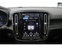 Volvo XC40 Single Motor Extended Range Ultimate 82 kWh | Pixel LED Koplampen | Adaptive Cruise & Pilot Assist | Premium Harman/Kardon Audio | Panoramisch Schuif-/Kanteldak | Power Seats incl. Memory | Stoel & Stuurverwarming | Warmtepomp |