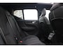 Volvo XC40 Single Motor Extended Range Ultimate 82 kWh | Pixel LED Koplampen | Adaptive Cruise & Pilot Assist | Premium Harman/Kardon Audio | Panoramisch Schuif-/Kanteldak | Power Seats incl. Memory | Stoel & Stuurverwarming | Warmtepomp |