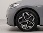 Volkswagen ID.3 First Plus 58 kWh incl. afneembare trekhaak | SoH 92,1 % | Apple Carplay | Afneembare trekhaak | Wifi | Parkeersensoren voor en achter | Achteruitrij camera | Wifi | Spraakbediening | Voorstoelen verwarmd | Stuur verwarmd |