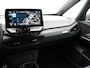Volkswagen ID.3 First Plus 58 kWh incl. afneembare trekhaak | SoH 92,1 % | Apple Carplay | Afneembare trekhaak | Wifi | Parkeersensoren voor en achter | Achteruitrij camera | Wifi | Spraakbediening | Voorstoelen verwarmd | Stuur verwarmd |