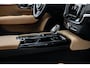 Volvo V90 2.0 T8 Plug-in hybrid AWD Ultra Dark | Panoramadak | 360 Camera | Bowers & Wilkins | Stoelventilatie | Leder