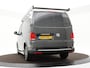 Volkswagen Transporter 2.0 TDI L1H1 26 Economy Business · Apple/Android Car Play · Imperiaal · Tussenschot · Vloerplaat · P-Sensoren · Cruise Control ·