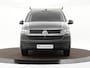 Volkswagen Transporter 2.0 TDI L1H1 26 Economy Business · Apple/Android Car Play · Imperiaal · Tussenschot · Vloerplaat · P-Sensoren · Cruise Control ·