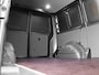Volkswagen Transporter 2.0 TDI L1H1 26 Economy Business · Apple/Android Car Play · Imperiaal · Tussenschot · Vloerplaat · P-Sensoren · Cruise Control ·