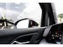 Volkswagen Golf 2.0 TSI R 4Motion Performance Akrapovic
