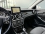 Mercedes-Benz CLA BWJ 2015 180 123 PK Ambition INCL. 12 M GARANTIE + BEURT & APK 2E EIGENAAR NAP | XENON | HALF LEDR | BLUETOOTH | NAVI | AIRCO | CRUISE | LMV | PDC |