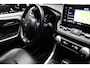 Toyota RAV4 2.5 Hybrid AWD Leer Navi Pano JBL sound Trekhaak Stoelverwarming voor en achter Camera PDC Stoelventilatie LM velgen