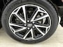 Toyota Yaris 1.5 Hybrid Dynamic | Parkeersensor  | Voorstoelen verwarmd |