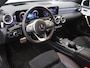 Mercedes-Benz A-klasse 250 e AMG Line | Night | Panoramadak | Multibeam | Stoelverwarming | Sfeerverlichting | Widescreen |