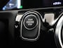 Mercedes-Benz A-klasse 250 e AMG Line | Night | Panoramadak | Multibeam | Stoelverwarming | Sfeerverlichting | Widescreen |