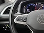 Volkswagen T-Roc 1.0 Life 110pk | Navigatie | Airco | Adaptieve Cruise Control | Camera | 16"LMV | LED | Draadloze Telefoonlader | Apple Carplay/Android Auto |