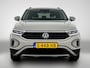 Volkswagen T-Roc 1.0 Life 110pk | Navigatie | Airco | Adaptieve Cruise Control | Camera | 16"LMV | LED | Draadloze Telefoonlader | Apple Carplay/Android Auto |