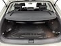 Volkswagen T-Roc 1.0 Life 110pk | Navigatie | Airco | Adaptieve Cruise Control | Camera | 16"LMV | LED | Draadloze Telefoonlader | Apple Carplay/Android Auto |