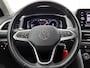 Volkswagen T-Roc 1.0 Life 110pk | Navigatie | Airco | Adaptieve Cruise Control | Camera | 16"LMV | LED | Draadloze Telefoonlader | Apple Carplay/Android Auto |