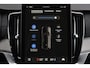 Volvo XC90 T8 Recharge AWD Ultra Dark Exec. Ed. - Luchtvering - Panorama/schuifdak - IntelliSafe Assist & Surround - 360º Camera - Bowers & Wilkins audio - Adaptieve LED koplampen - Verwarmde voorstoelen, stuur & achterbank - Parkeersensoren voor & achter - Elektr. bedienb. voorstoelen met geheugen - Head up display - Draadloze tel. lader - Extra getint glas - 22' LMV