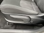 Kia Sportage 1.6 T-GDi Hybrid DynamicLine Parkeersensoren, navigatie Appel CarPlay/Android Auto, achteruitrij camera, adaptieve cruise control