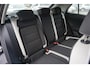 Volkswagen T-Roc 1.5 TSI 150pk Sport | Trekhaak | Navigatie | All Season banden