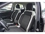 Volkswagen T-Roc 1.5 TSI 150pk Sport | Trekhaak | Navigatie | All Season banden