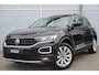 Volkswagen T-Roc 1.5 TSI 150pk Sport | Trekhaak | Navigatie | All Season banden
