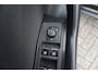 Volkswagen T-Roc 1.5 TSI 150pk Sport | Trekhaak | Navigatie | All Season banden
