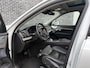 Volvo XC90 Plug-in Hybrid T8 AWD Ultimate Bright | Long Range | Trekhaak | Bowers & Wilkins audio | Luchtvering | 22 inch velgen | Stoelmassage | Stoelventilatie | Standkachel | Stoel- en stuurverwarming | Getint glas | Adaptive cruise control | 7 zitplaatsen |