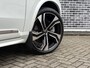Volvo XC90 2.0 T8 Recharge AWD Ultimate Bright | Plug-in Hybrid (PHEV) Long Range | Trekhaak | Bowers Wilkins Audio | Luchtvering | Stoelventilatie | Stoelmassage | Nappaleder | Panoramadak | 360 Graden Camera | Parkeersensoren | Keyless Entry | Elektrische Achterklep | Apple Carplay | Android Auto
